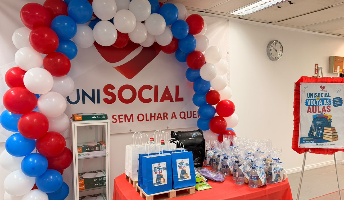 unisocial3